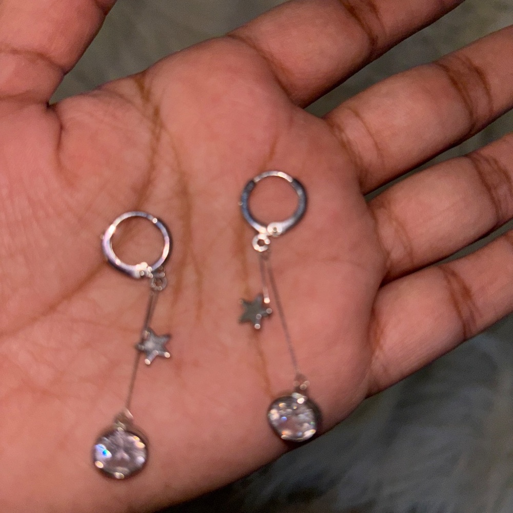 earrings - Picture 9 of 15